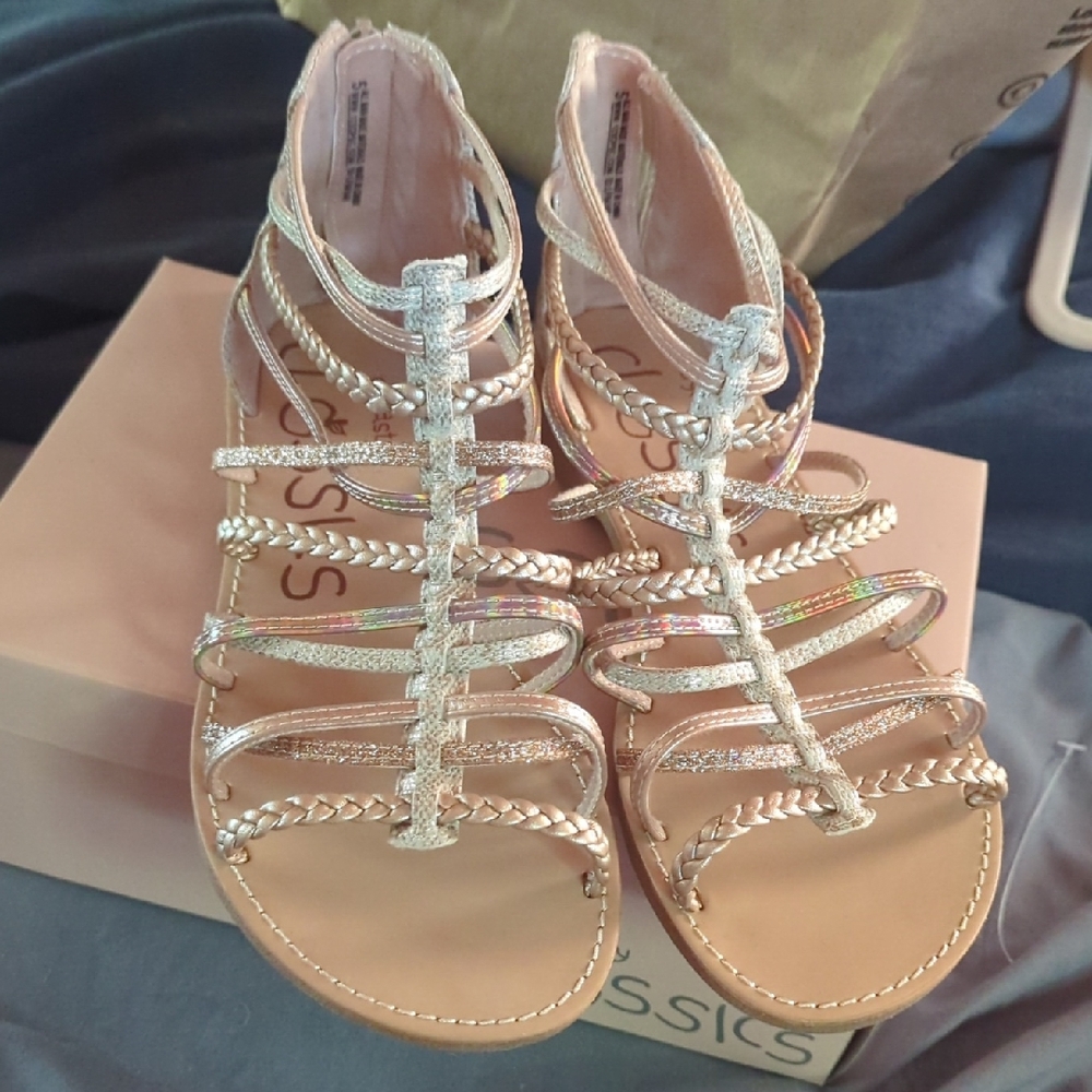 Elegant Women's Strappy Sandals